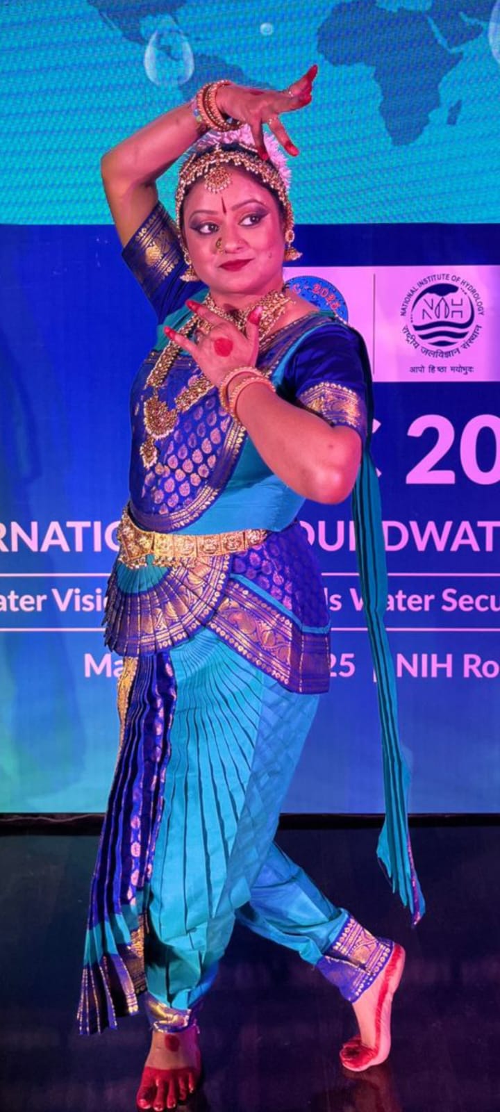 Annual Bharatanatyam dance show at Nritya Kalp Dance Academy Delhi